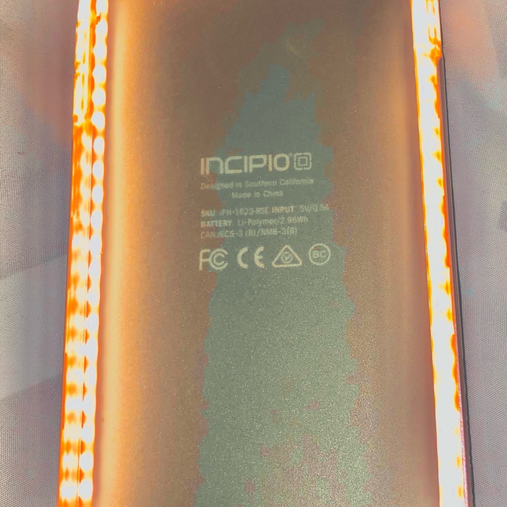 Incipio Lux Brite Light Up Selfie Case for I phone 7 , 7 plus , 8 , 8 plus